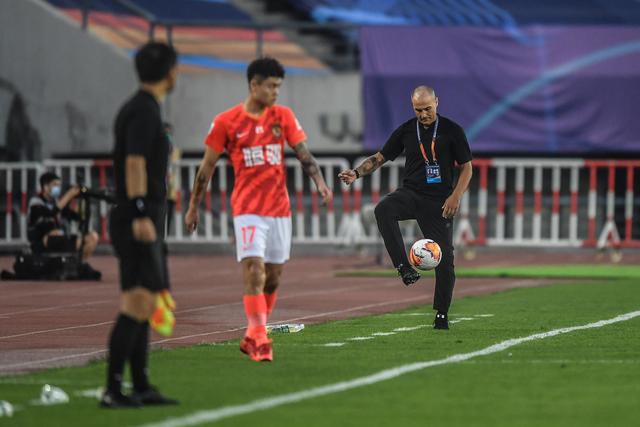 欧冠夺冠赔率:阿森纳1赔3.5优势大 巴萨反超曼城