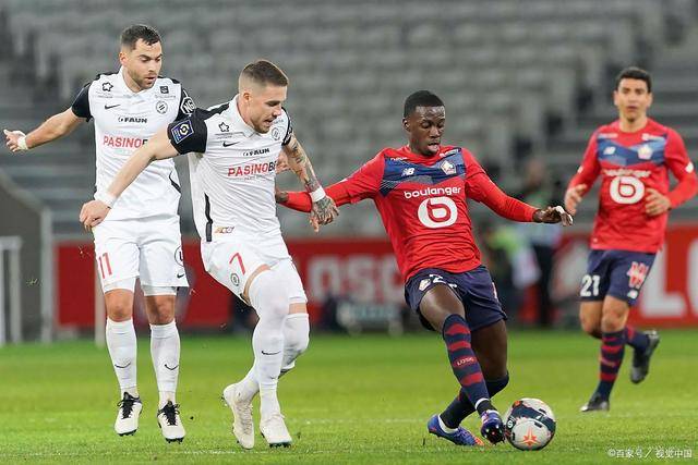 罗马诺：曼城青训队17岁小将正被多家俱乐部关注